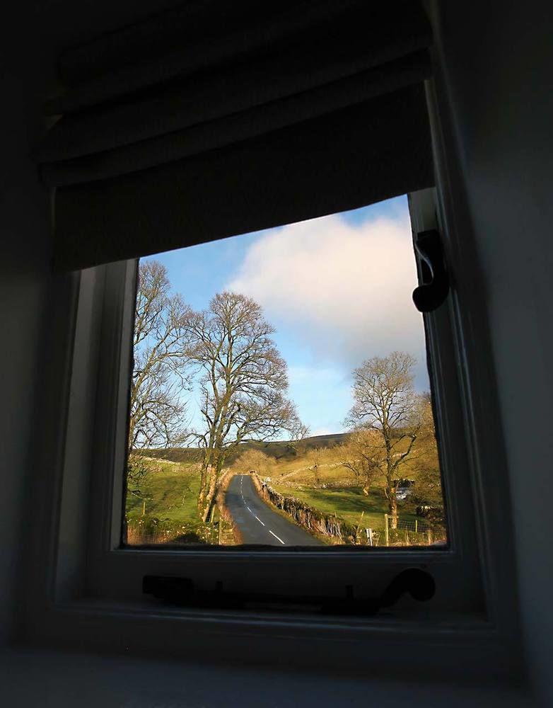 The White Lion Inn Buckden  Exterior foto
